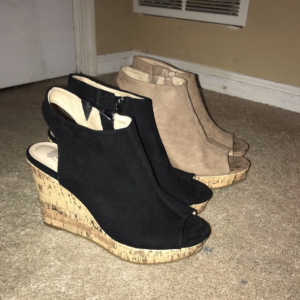 Route 66 suede/cork peep toe wedges black/tan